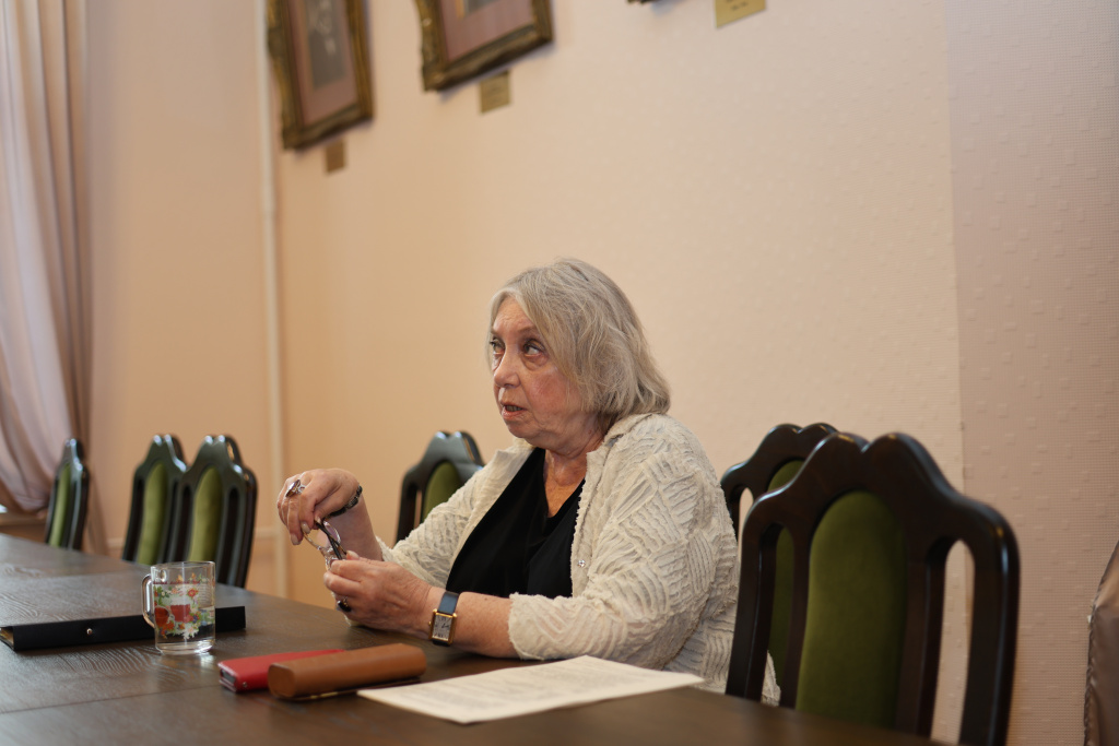 Нахимова ЕВ